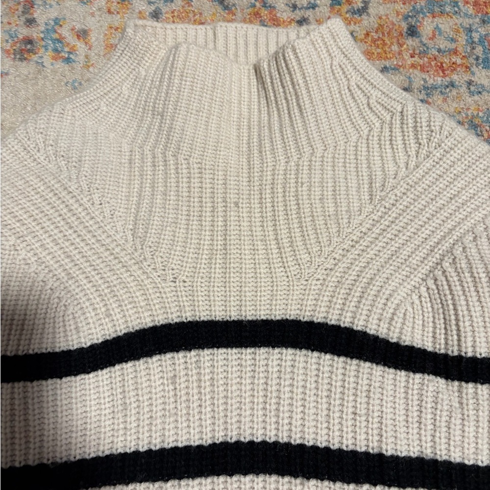 Tahari chunky knit wool-cashmere striped sweater - Picture 2 of 7